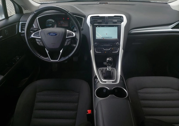 Ford Mondeo cena 62500 przebieg: 122500, rok produkcji 2018 z Tyszowce małe 704